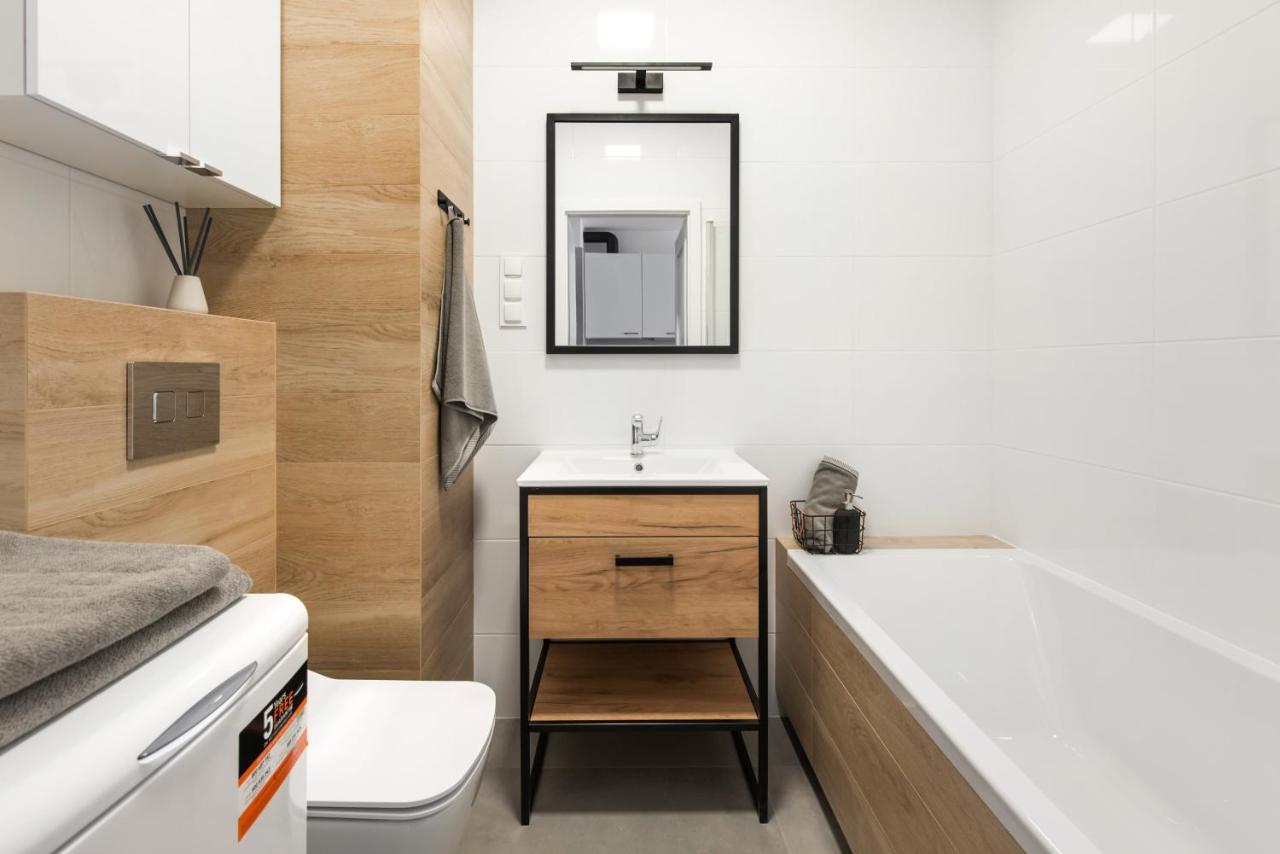 Superapart Stalowa 39 Modern Unit With Kitchen & Wifi Warszawa Eksteriør bilde