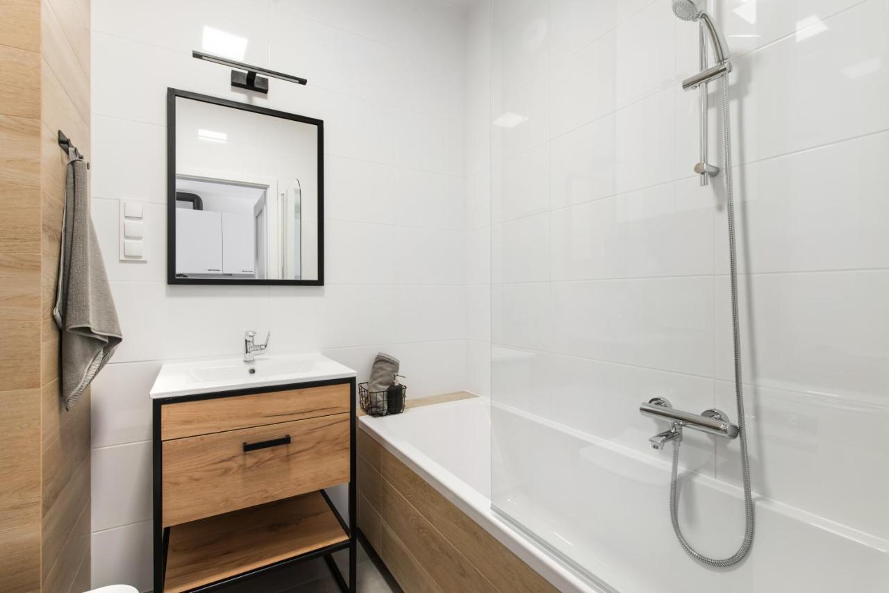 Superapart Stalowa 39 Modern Unit With Kitchen & Wifi Warszawa Eksteriør bilde